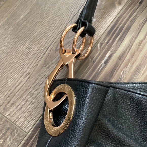 Marshallβs leather Shoulder Bag - Picture 2 of 13